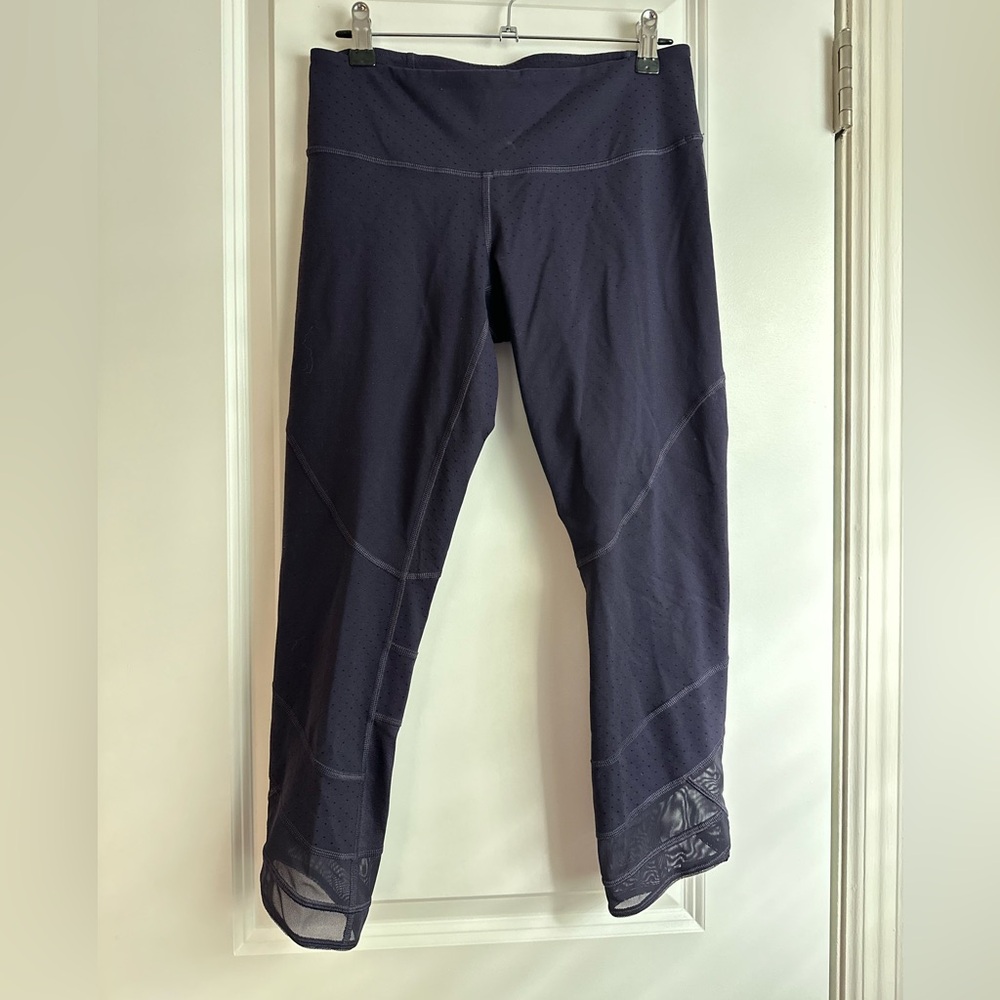 Lululemon Emerge Renewed Crop leggings - Picture 5 of 8